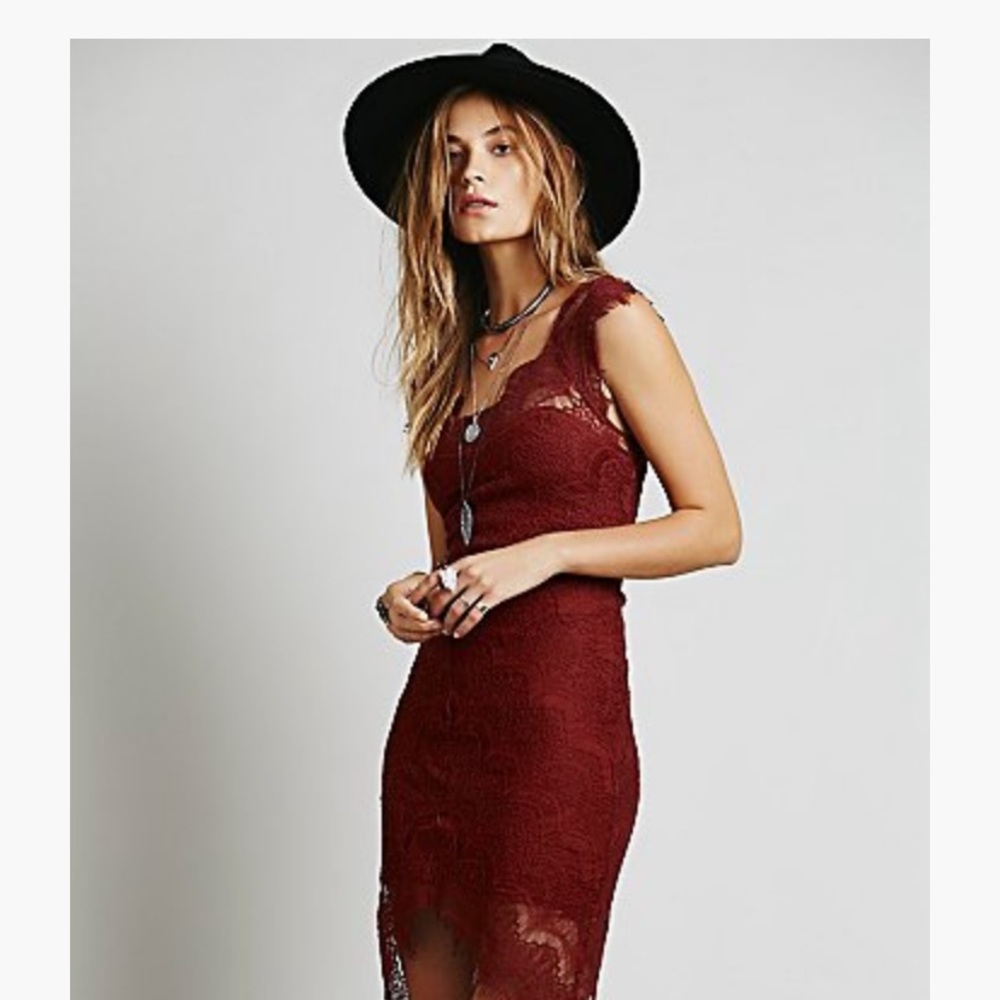 BRAND NEW, NEVER WORN, FREE PEOPLE PEEKABOO LACE DRESS IN BURNT SIENNA, SIZE L